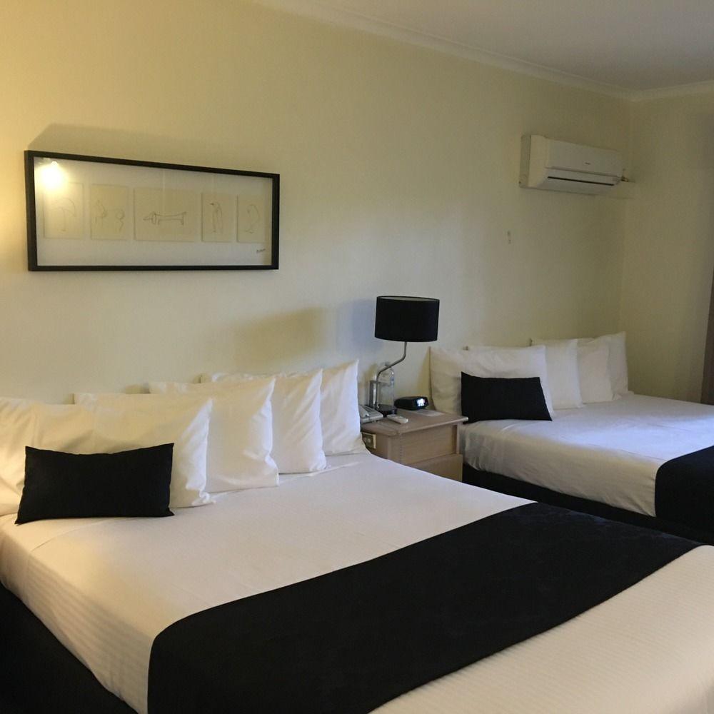 Gateway & Conference Centre 4* Eltham