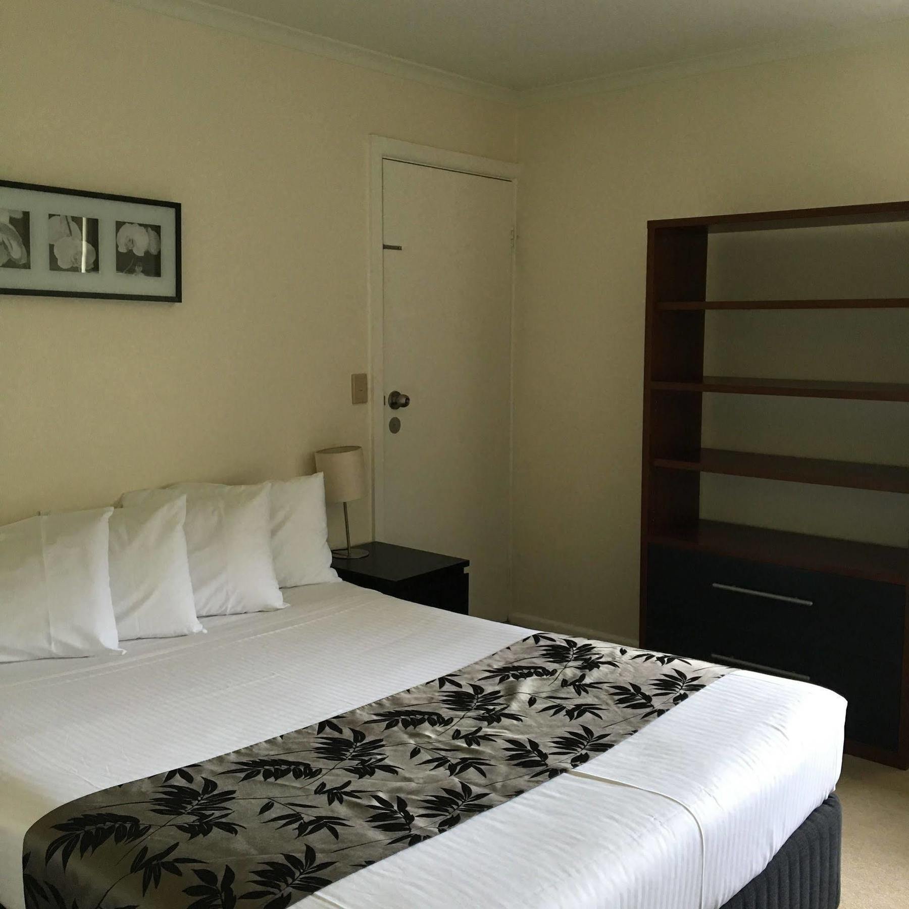 Hotel Gateway & Conference Centre