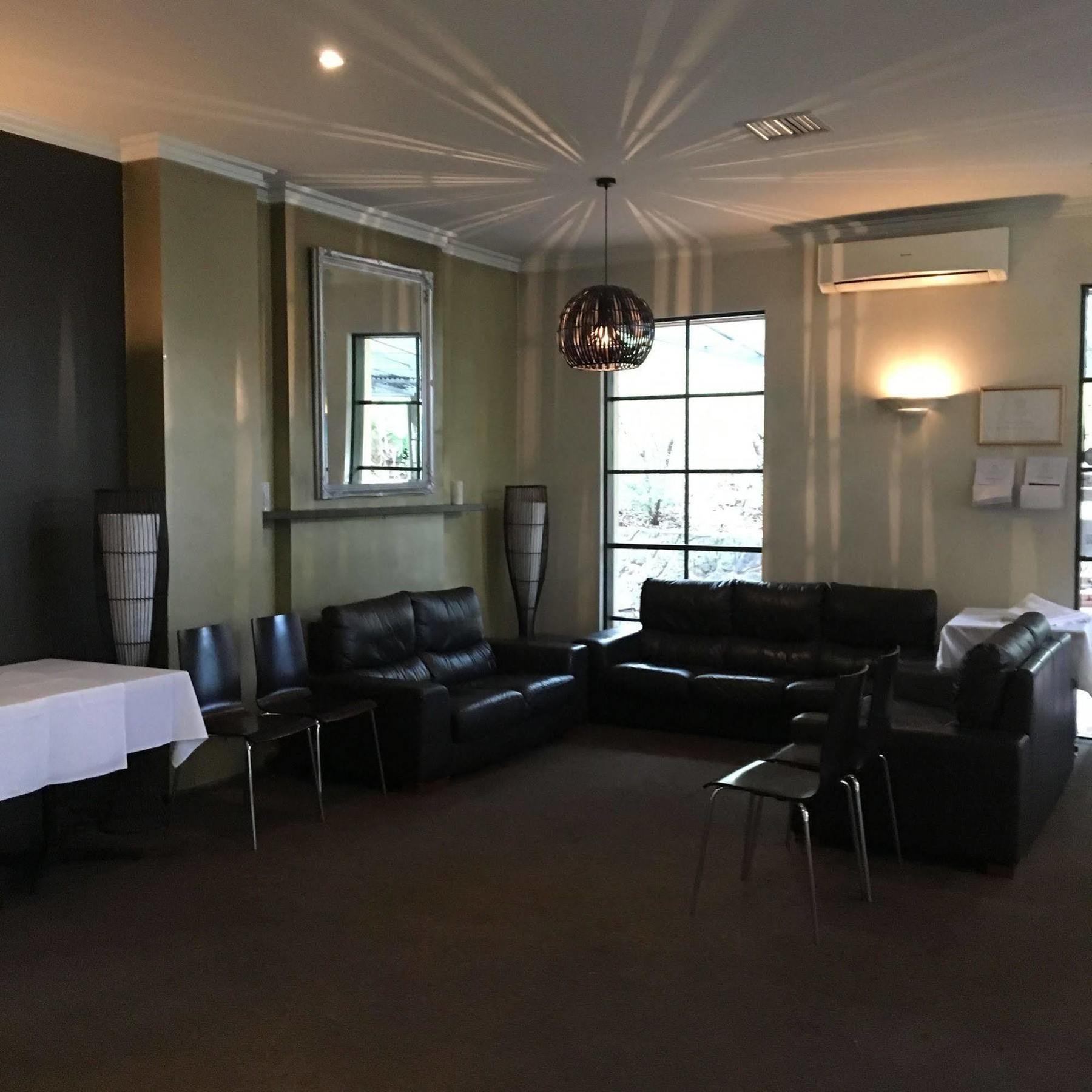 Gateway & Conference Centre 4*